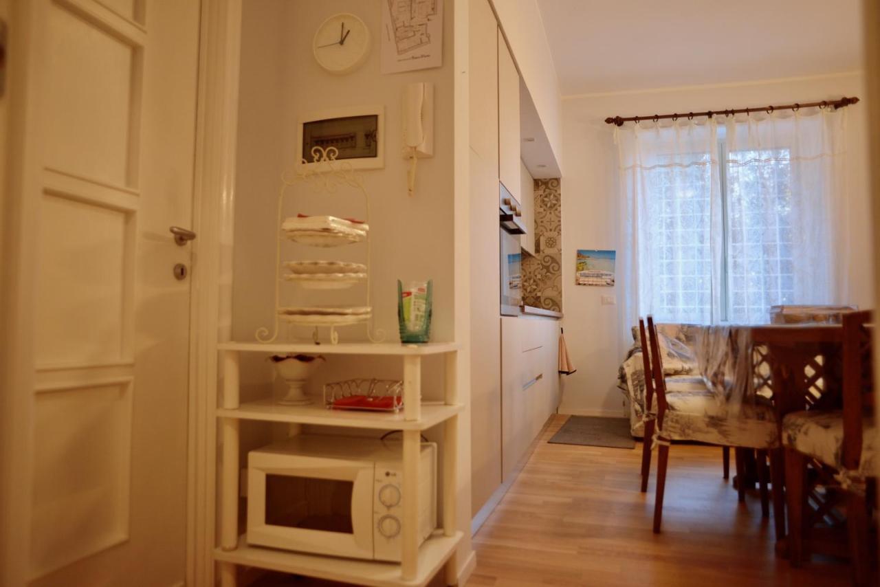 Apartamento Brezza Marina Roma Exterior foto